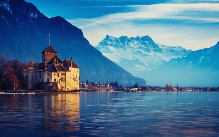 Geneva visitors free gift cards