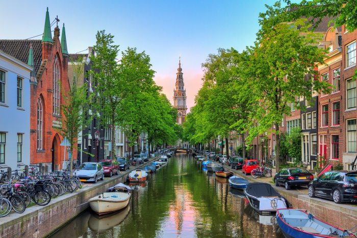 Amsterdam - What you need to know before you go – Go Guides Amsterdam red light district move