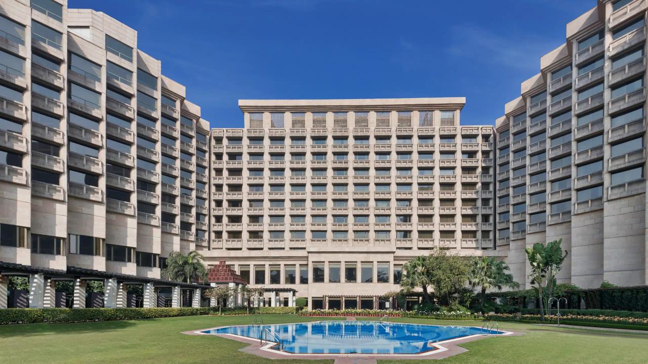Hotels resorts beach hotels difference between ocean view and