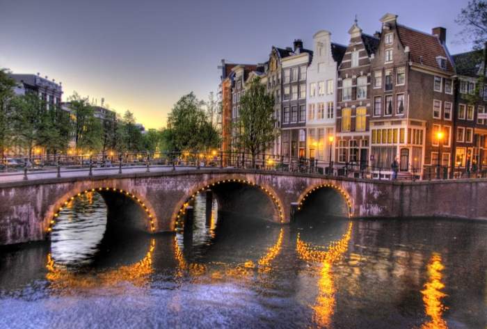 Amsterdam raising tourist tax