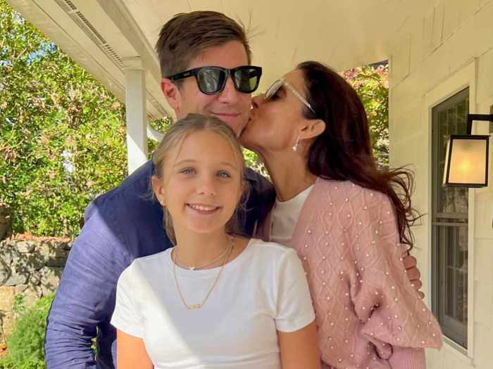 Bethenny Frankel’s Sweetest Mother-Daughter Photos With Bryn | Us Weekly Bethenny frankel daughter bryn celebrity family mother daughter travel