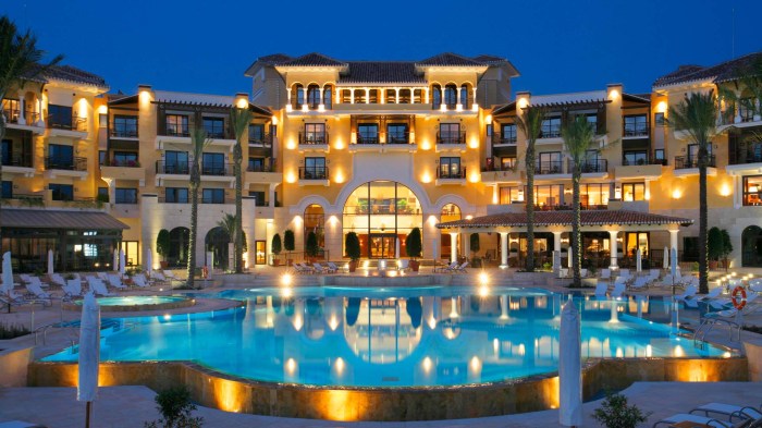 Hotels Resorts Vacation Rentals Best Airbnbs in