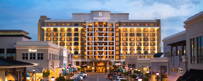 The Best Luxury Hotel In Las Vegas is Bellagio Resort Hotels resorts vacation rentals yellowstone real dutton ranch darby
