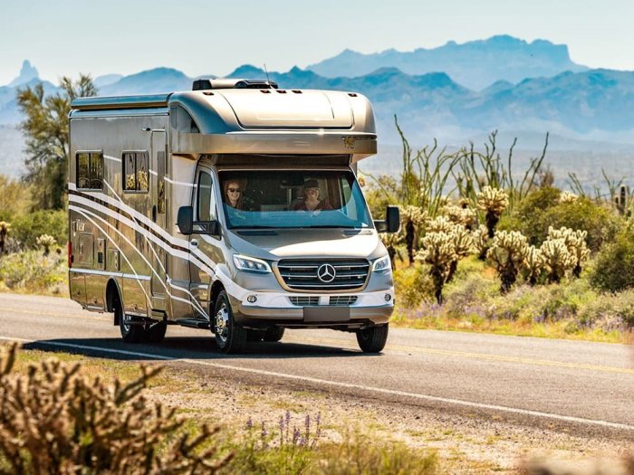 Winnebago solis pop top camper
