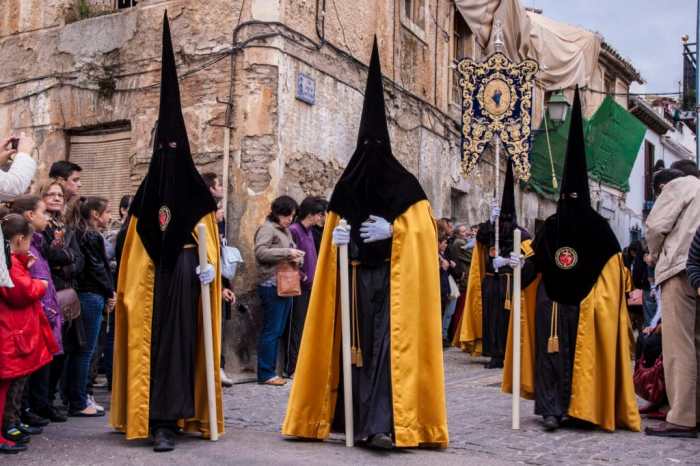 Guide to semana santa spain