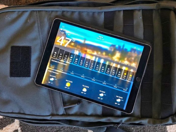 7 Travel Accessories That Are a Must on Any Flight | Who What Wear Style travel accessories best portable wifi