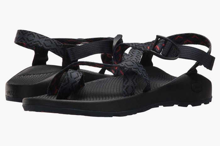 Style shoes best hiking sandals