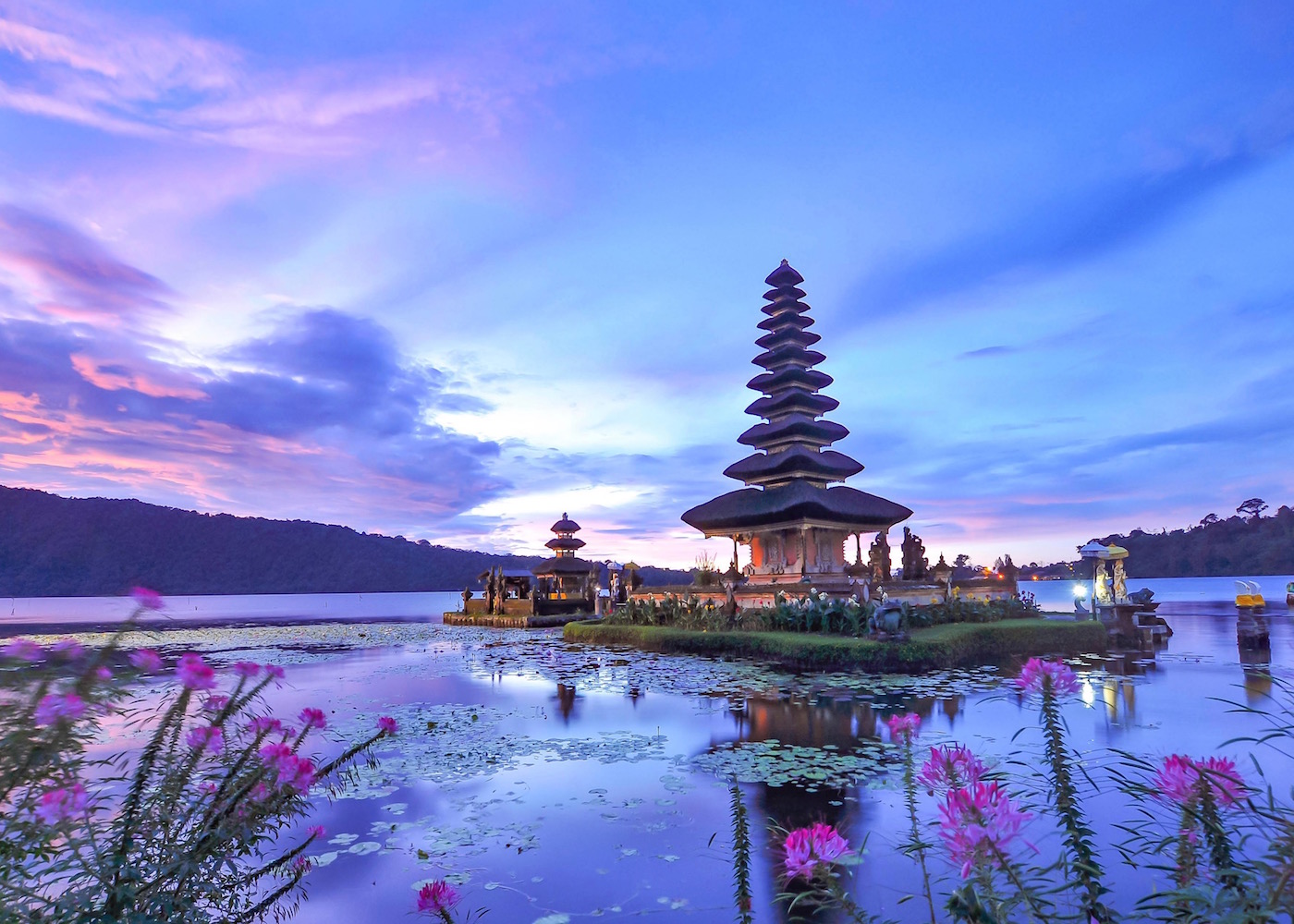 Indonesia: An Archipelago of Wonders – Your Ultimate Guide to Exploring This Tropical Paradise