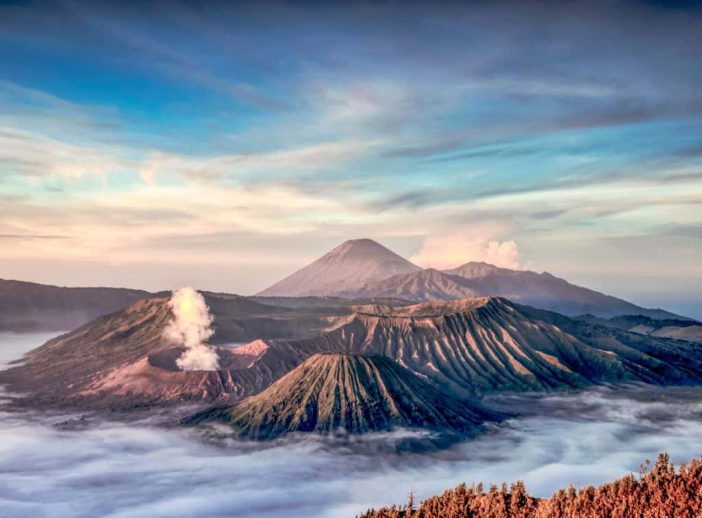 Mount Bromo: An Ethereal Journey to Java’s Volcanic Heart
