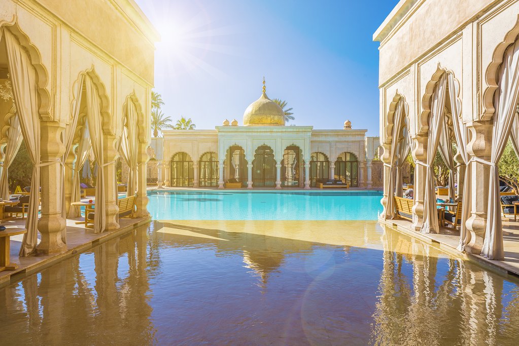 Sands of Splendor: A Journey into the Opulent Heart of Middle Eastern Luxury Travel